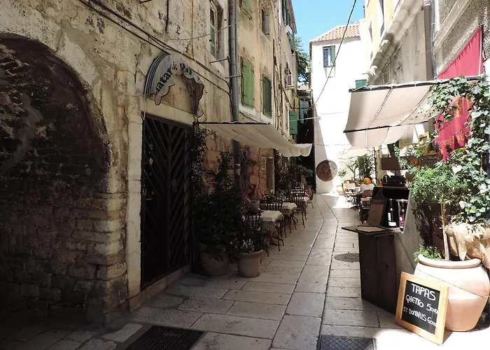 约瑟普一室公寓 *